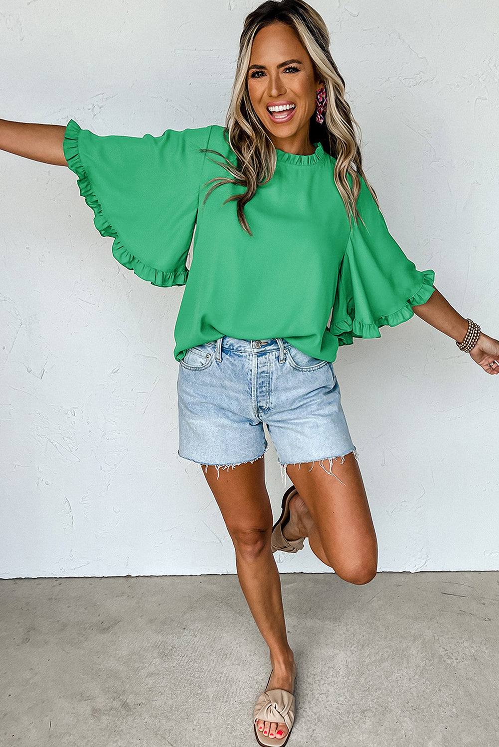 Green Frilly Ruffle Collar & Sleeve Blouse