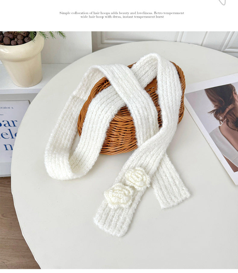 Thin Ribbed Flower Scarf