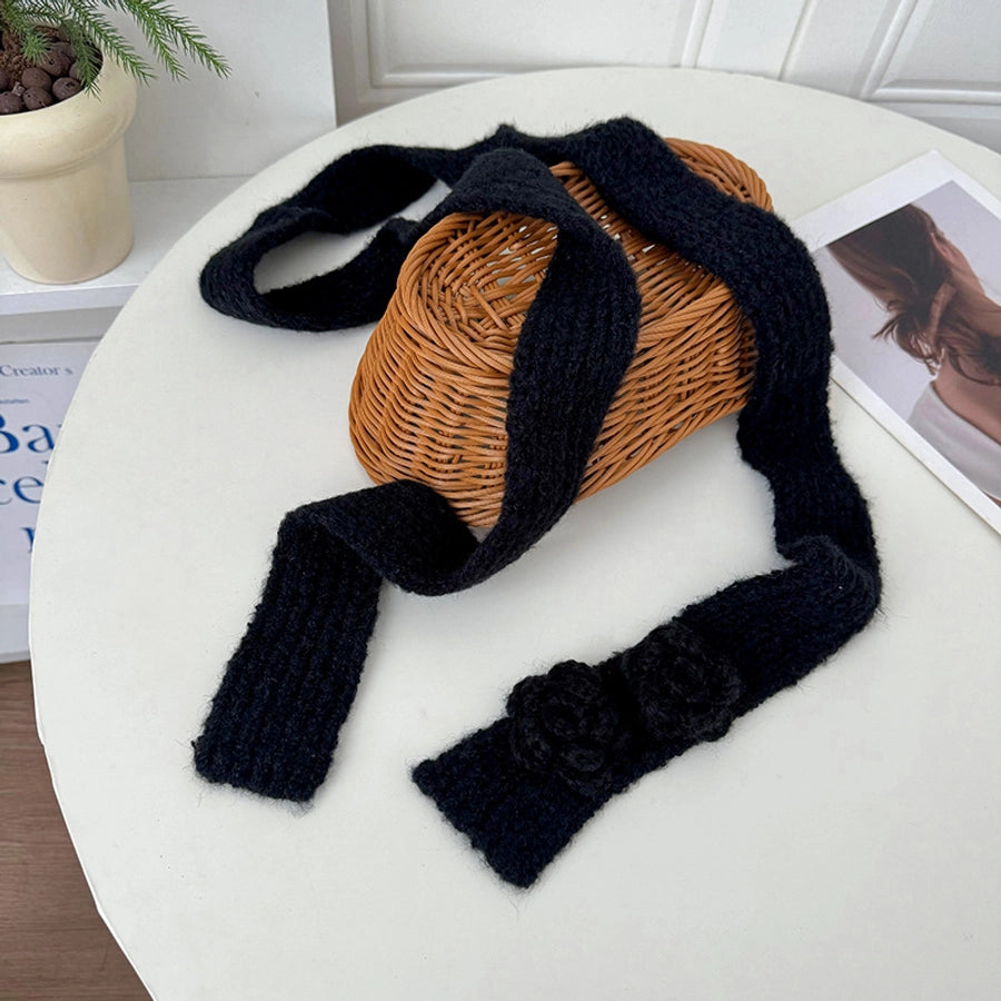 Thin Ribbed Flower Scarf
