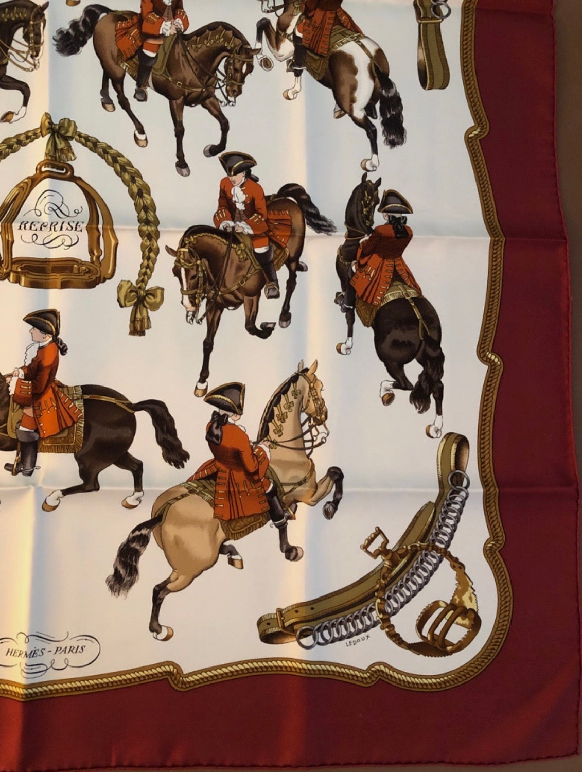 Hermes Carres 90 Reprise by LeDoux VTG Scarf