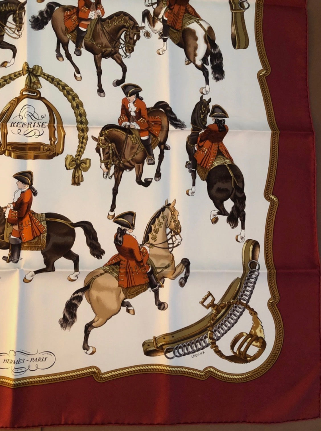 Hermes Carres 90 Reprise by LeDoux VTG Scarf