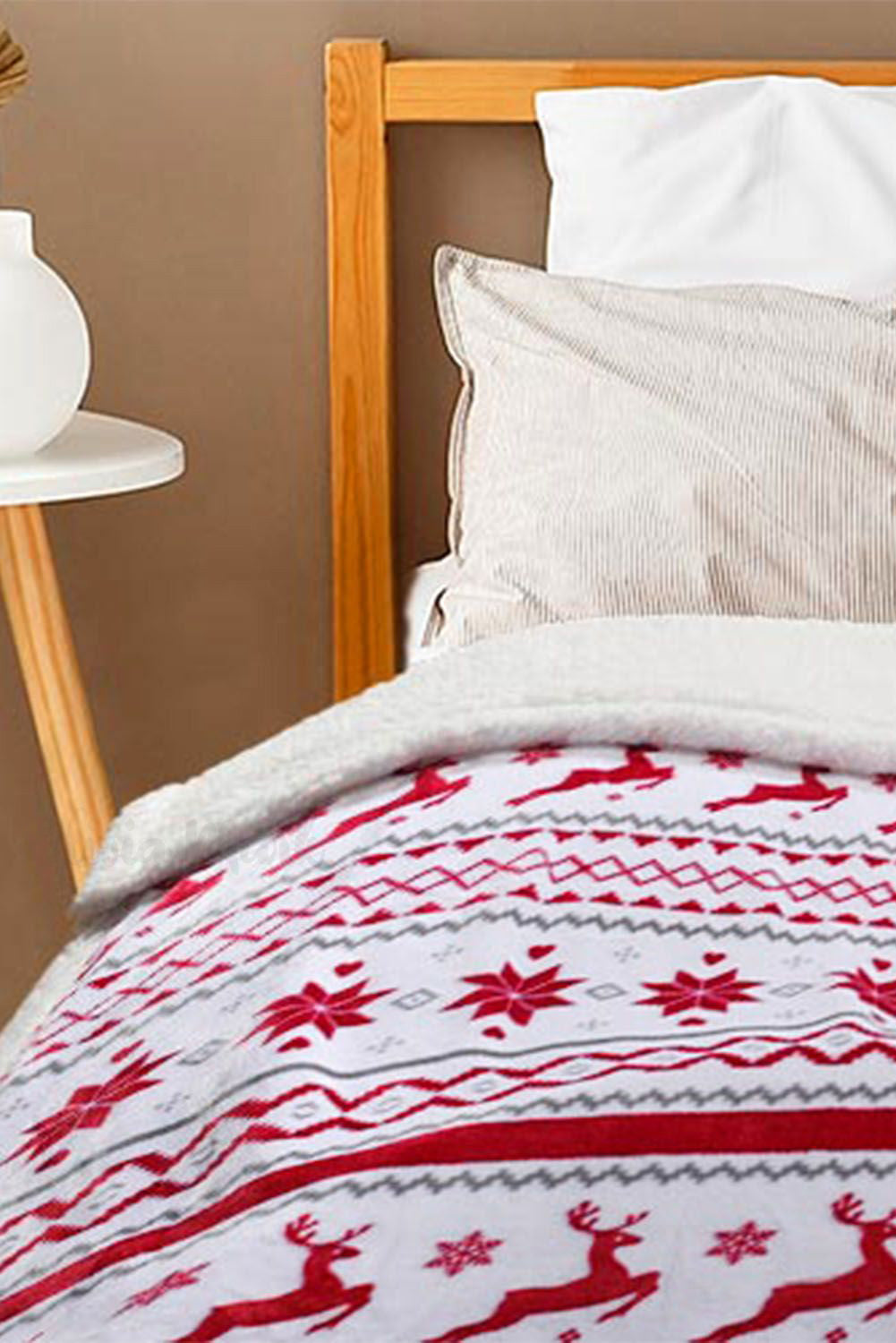 Christmas Reindeer Snowflake Sherpa Blanket